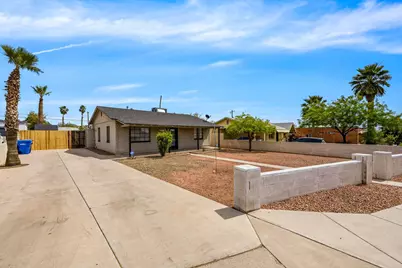 9427 N 1st Avenue, Phoenix, AZ 85021 - Photo 1