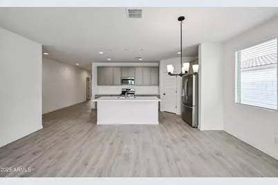 2191 S 241st Drive, Buckeye, AZ 85326 - Photo 7