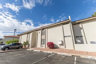 10610 S 48th St, Phoenix, AZ 85044 - Photo 15