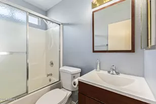 10523 W Mohawk Ln, Peoria, AZ 85382 - Photo 21