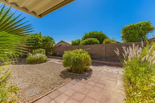10523 W Mohawk Ln, Peoria, AZ 85382 - Photo 27