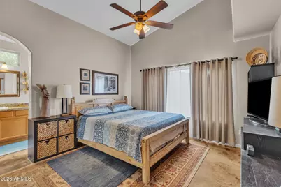 1124 E Hiddenview Drive, Phoenix, AZ 85048 - Photo 13