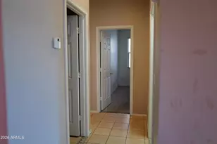 6801 W Maldonado Rd, Laveen, AK 85339 - Photo 7