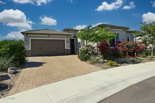 16486 W Valencia Dr, Goodyear, AZ 85338 - Photo 7