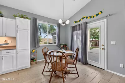 10463 E Jan Circle, Mesa, AZ 85209 - Photo 7