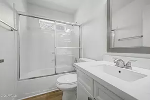 3326 N 42nd St, Phoenix, AZ 85018 - Photo 13