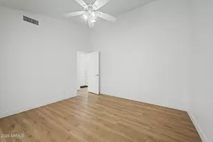 3326 N 42nd St, Phoenix, AZ 85018 - Photo 17
