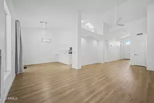 3326 N 42nd St, Phoenix, AZ 85018 - Photo 5