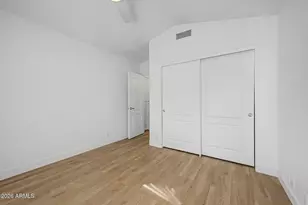 3326 N 42nd St, Phoenix, AZ 85018 - Photo 15