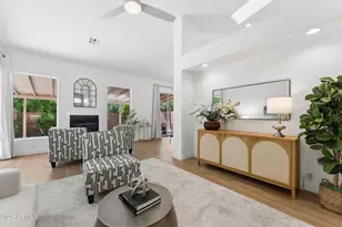 3326 N 42nd St, Phoenix, AZ 85018 - Photo 9