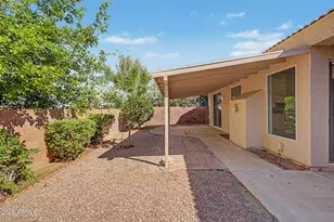 3326 N 42nd St, Phoenix, AZ 85018 - Photo 19