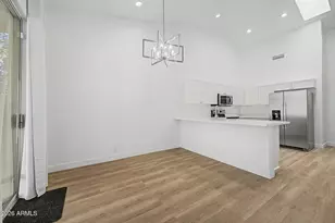 3326 N 42nd St, Phoenix, AZ 85018 - Photo 5