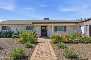 2329 E Enrose St, Mesa, AZ 85213 - Photo 3