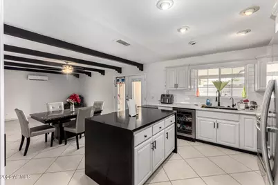 4019 N 60th Avenue, Phoenix, AZ 85033 - Photo 13