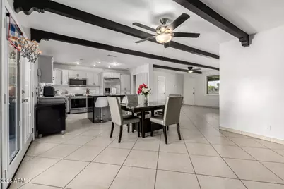 4019 N 60th Avenue, Phoenix, AZ 85033 - Photo 11