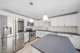 1734 W Wood Dr, Phoenix, AZ 85029 - Photo 15