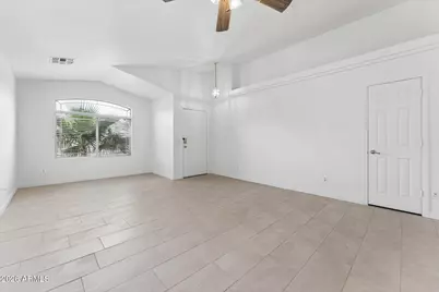 24021 W Hidalgo Avenue, Buckeye, AZ 85326 - Photo 5