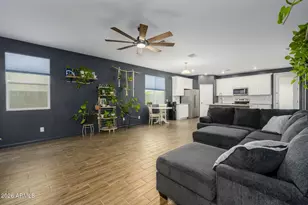 17353 W Patrick Ln, Surprise, AZ 85387 - Photo 5