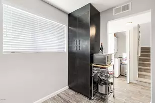 3635 E Turney Ave, Phoenix, AZ 85018 - Photo 5