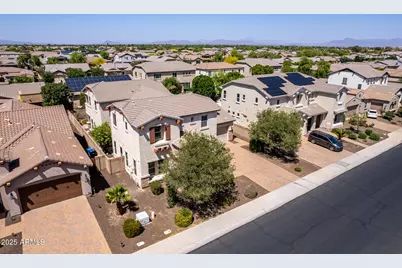 882 E Parkview Drive, Gilbert, AZ 85295 - Photo 69