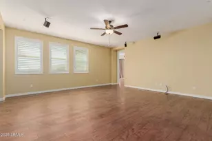 882 E Parkview Dr, Gilbert, AZ 85295 - Photo 29