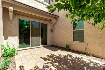 882 E Parkview Drive, Gilbert, AZ 85295 - Photo 7