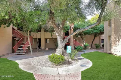 3131 W Cochise Drive #Unit 204, Phoenix, AZ 85051 - Photo 3