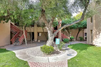 3131 W Cochise Drive #Unit 204, Phoenix, AZ 85051 - Photo 5