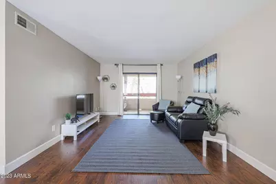 3131 W Cochise Drive #Unit 204, Phoenix, AZ 85051 - Photo 9