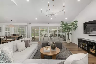 701 E Encinas Avenue, Gilbert, AZ 85234 - Photo 9