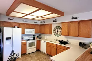 8260 E Keats Ave, Mesa, AZ 85209 - Photo 5