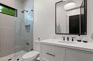 5309 N 33rd St, Phoenix, AZ 85018 - Photo 35