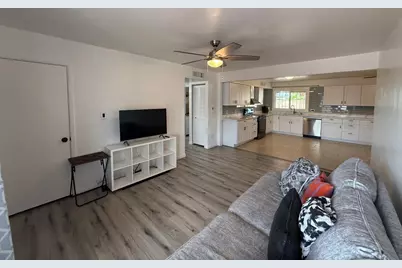 2714 W Ellis Drive, Tempe, AZ 85282 - Photo 5