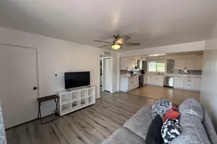 2714 W Ellis Dr, Tempe, AZ 85282 - Photo 5