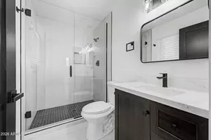 8719 E Hubbell St, Scottsdale, AZ 85257 - Photo 9