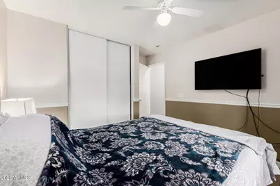 8423 W Dahlia Drive, Peoria, AZ 85381 - Photo 19