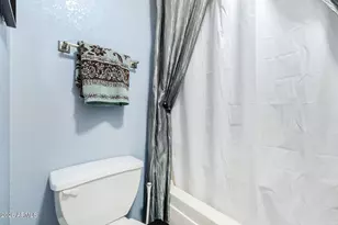 8423 W Dahlia Dr, Peoria, AZ 85381 - Photo 21