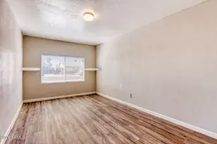 904 W Yale Dr, Tempe, AZ 85283 - Photo 7