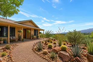 949 Rabbit Run, Clarkdale, AZ 86324 - Photo 3