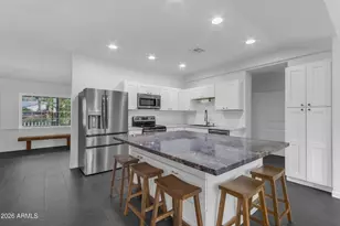 4126 N 44th Pl, Phoenix, AZ 85018 - Photo 5