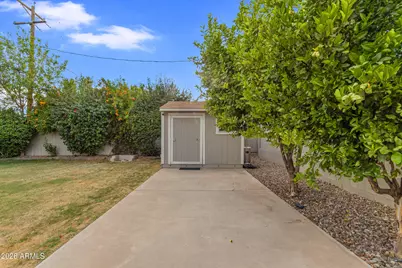 4126 N 44th Place, Phoenix, AZ 85018 - Photo 35