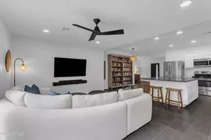 4126 N 44th Pl, Phoenix, AZ 85018 - Photo 11