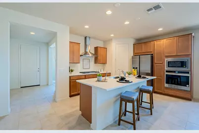 5944 E Melinda Lane, Phoenix, AZ 85054 - Photo 9