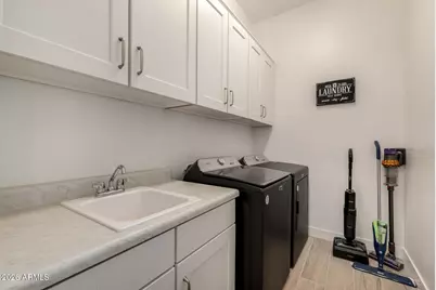 5711 E Scarlet Street, Mesa, AZ 85215 - Photo 43