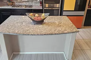 12209 W Davis Ln, Avondale, AZ 85323 - Photo 7