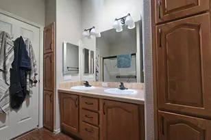 650 N Hawes Rd, Mesa, AZ 85207 - Photo 23