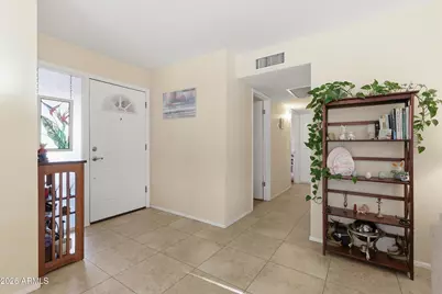 10208 N 39th Lane, Phoenix, AZ 85051 - Photo 5