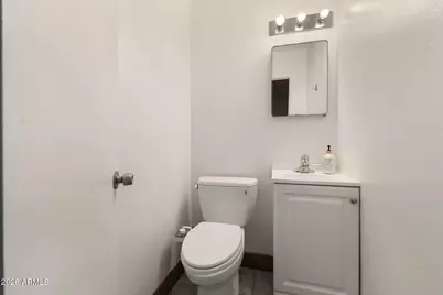 6952 W Wolf Street, Phoenix, AZ 85033 - Photo 15