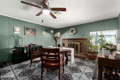 6952 W Wolf Street, Phoenix, AZ 85033 - Photo 9