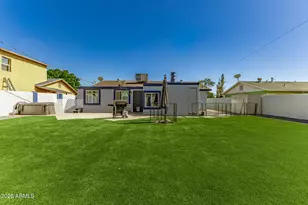 6952 W Wolf St, Phoenix, AZ 85033 - Photo 23